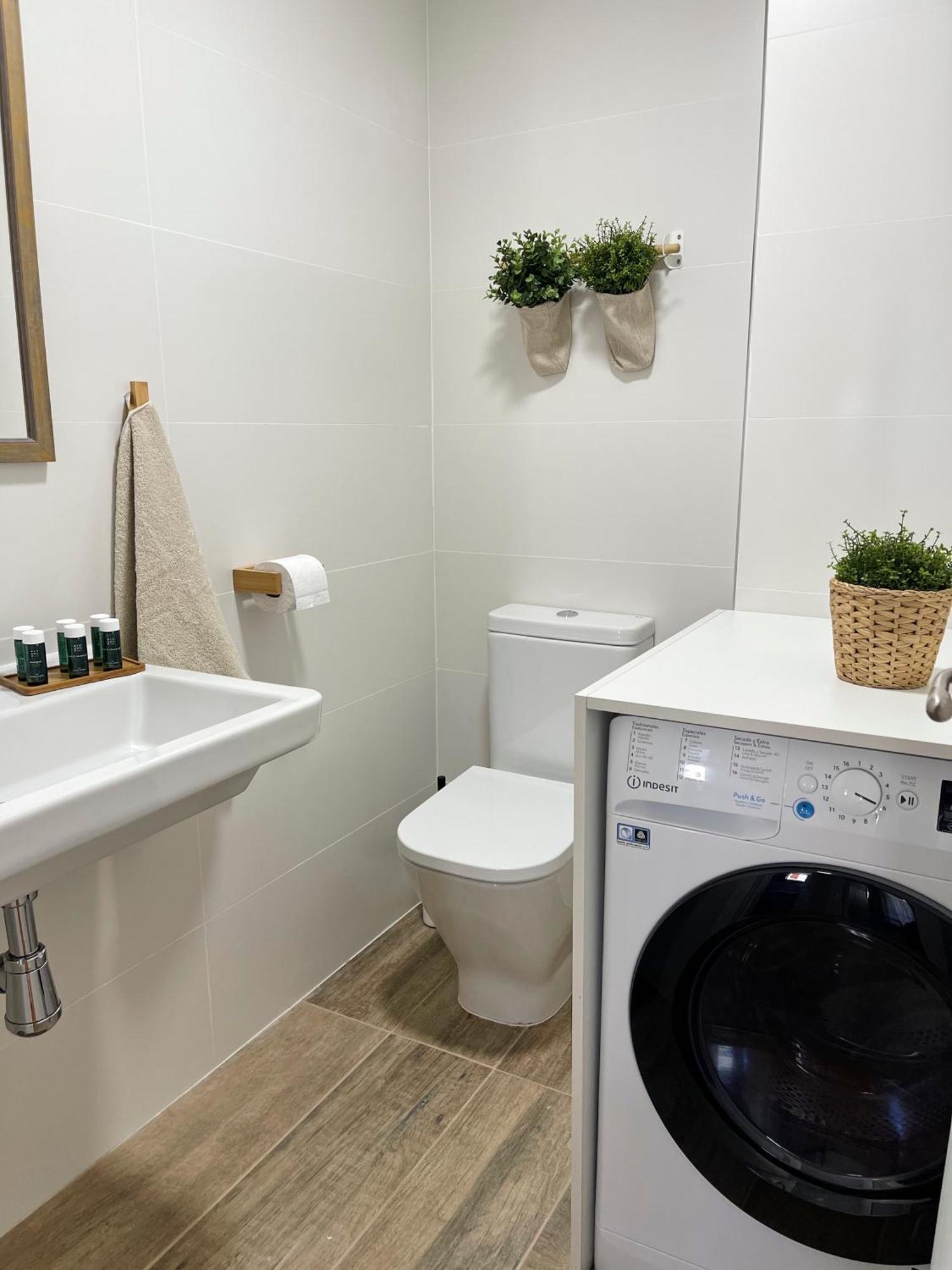Apartamento Familiar En El Centro De Benasque Con Terraza Zewnętrze zdjęcie